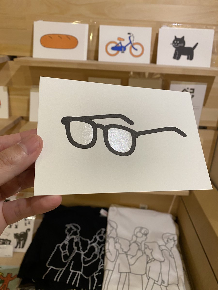 FOLKbookstore's tweet image. フェア開催中の「ペコSHOP」今週末までです！
しんごさんがディレクションした朝野ペコさんのかわいいグッズがずらり並んでます！
メガネの活版印刷カードは透明インクでキラリと光る仕様。犬・猫シールはホログラムと蓄光が個人的おすすめです。ポスターもかっこいい！folkbookstore.com/?mode=srh&amp;amp;keyw…