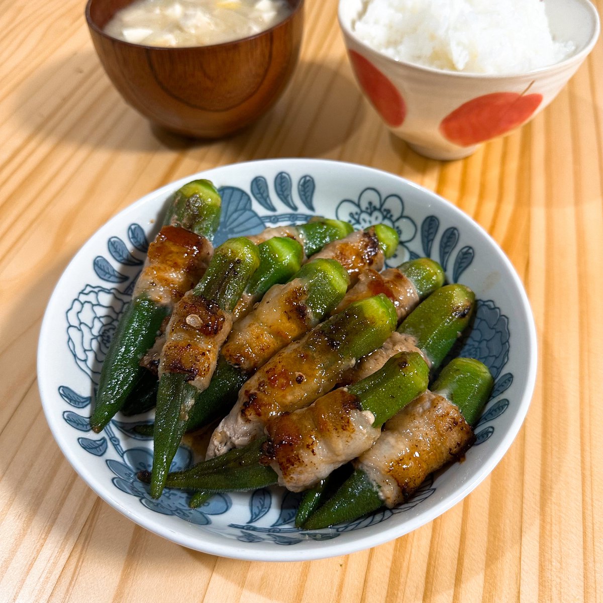 mocomoco_x0's tweet image. オクラの肉巻きハマってる
