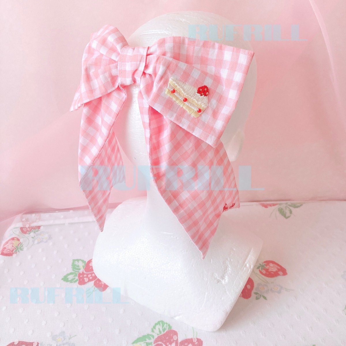 RuFrill's tweet image. 人類に必要な
🎀夢のデカリボン🎀

全部手刺繍です♡