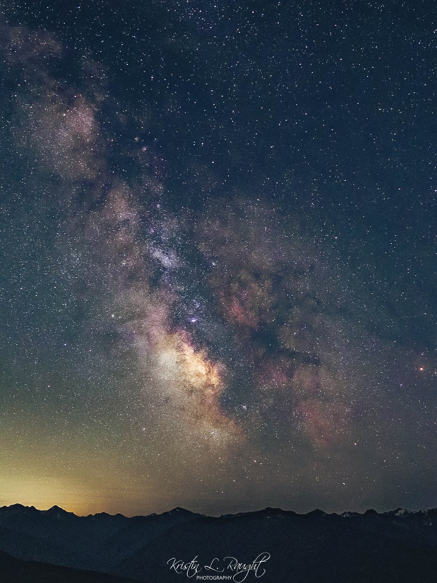 KristinLRaught's tweet image. First try taking Milky Way photos taken in 2023 vs. my most recent Milky Way shot in 2025.