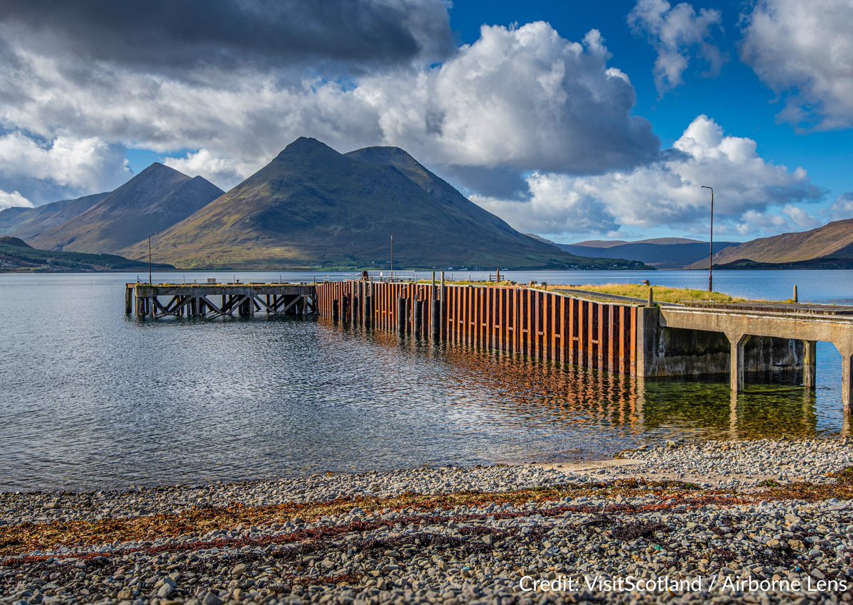 ScotGovNordic's tweet image. We’re supporting six Scottish islands to become carbon neutral by 2040 – reducing emissions in sectors such as Transport, Industry and Agriculture.
Discover more on how we’re decarbonising local economies and increasing climate resilience 👇
cni.scot