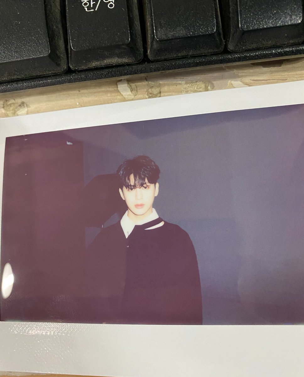 송윤형 tweet media