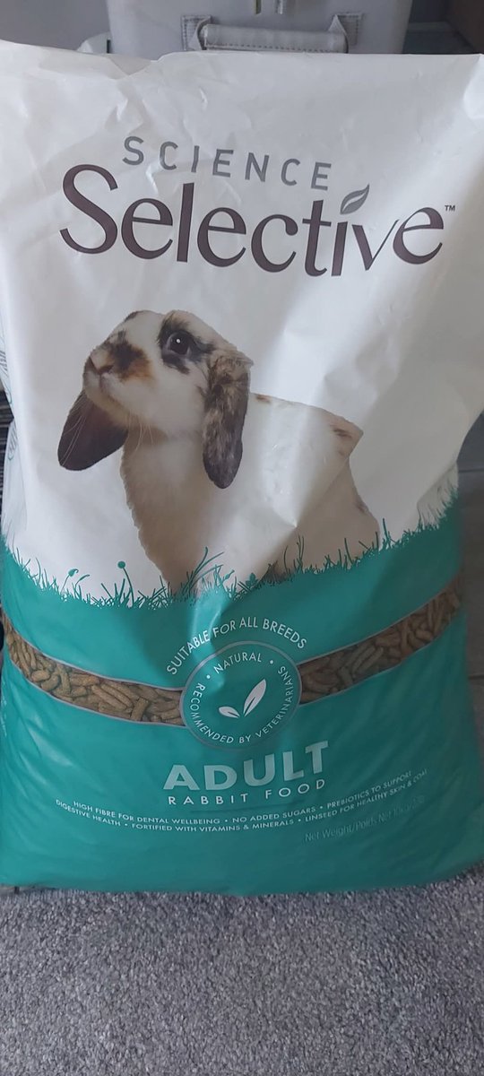 SNORSSanctuary's tweet image. A massive THANK YOU to Holly Bowman ❤️ and Pam Kitchen ❤️ for these much needed donations from The Hay Experts wishlist.
