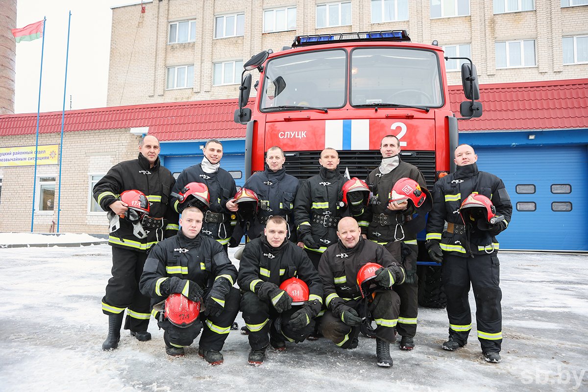 BelarusInside's tweet image. #Lukashenko congratulates emergency service workers on #FireServiceDay 🇧🇾
He honored their courage,recalled heroic WWII firefighters, and praised today’s professionals for saving lives and protecting Belarus. Wished them health, peace,and success in their dangerous work. #Belarus