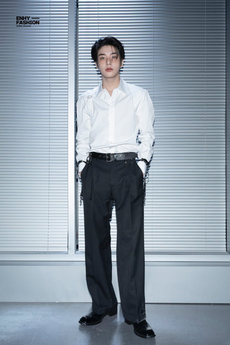 simjxk's tweet photo. SIM JAEYUN WHAT THE ACTUAL FUCK????? https://t.co/v6o9vM1zwn