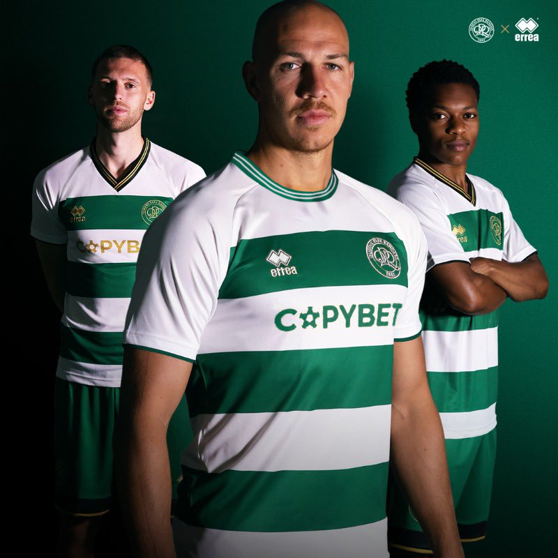 Did a quick version of the 3rd kit with no gold and a round collar #QPR