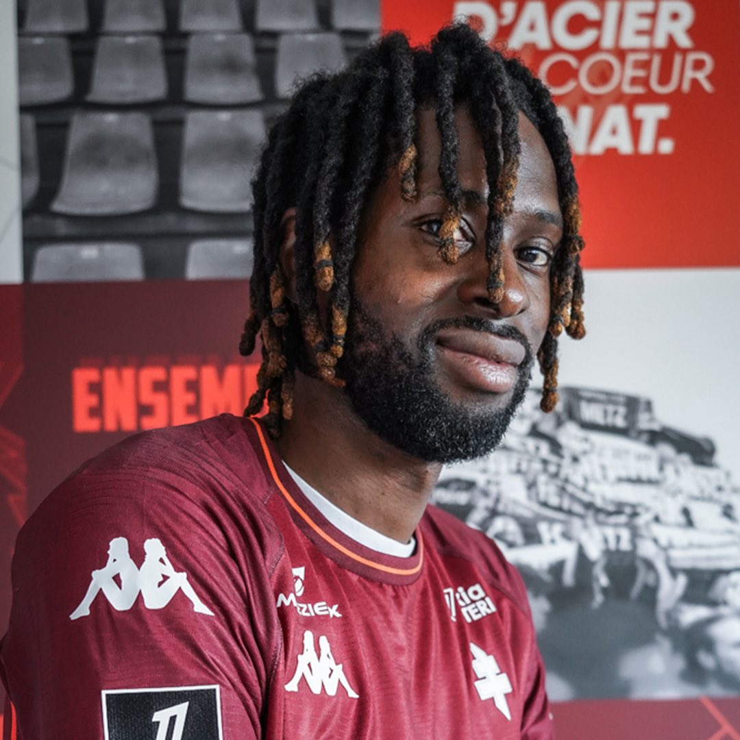 Très content d’être de retour à la maison, j’ai hâte de retrouver Saint-Symphorien et nos supporters. 💪🏾🇱🇻

On va tout faire pour faire une très belle saison et atteindre nos objectifs, merci à tous pour vos nombreux messages. 🤲🏾
