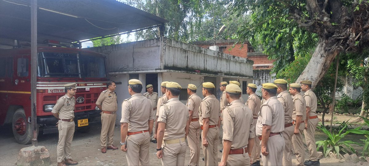 Moradabad Fire and Emergency Service (@fireservicemdd) on Twitter photo जनपद मुरादाबाद
आज @CFO R.k Pandey महोदय मुरादाबाद द्वारा अग्निशमन केंद्र कटघर मुरादाबाद का निरीक्षण किया है जिसमें उपस्थित अधिकारी/कर्मचारियों को आवश्यक दिशा निर्देश दिए गए
<a href="/fireserviceup/">Fire & Emergency Services Uttar Pradesh Police</a>
<a href="/DMMoradabad/">DM Moradabad</a>
<a href="/moradabadpolice/">MORADABAD POLICE</a> जनपद मुरादाबाद
आज @CFO R.k Pandey महोदय मुरादाबाद द्वारा अग्निशमन केंद्र कटघर मुरादाबाद का निरीक्षण किया है जिसमें उपस्थित अधिकारी/कर्मचारियों को आवश्यक दिशा निर्देश दिए गए
<a href="/fireserviceup/">Fire & Emergency Services Uttar Pradesh Police</a>
<a href="/DMMoradabad/">DM Moradabad</a>
<a href="/moradabadpolice/">MORADABAD POLICE</a>