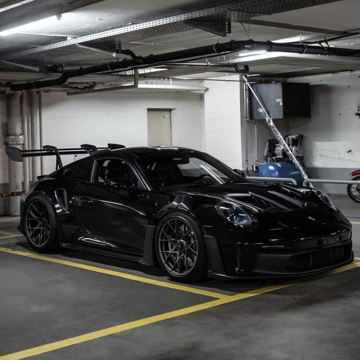 Auto_Porn's tweet photo. Dark 
Knight. https://t.co/99Irgtq3jE