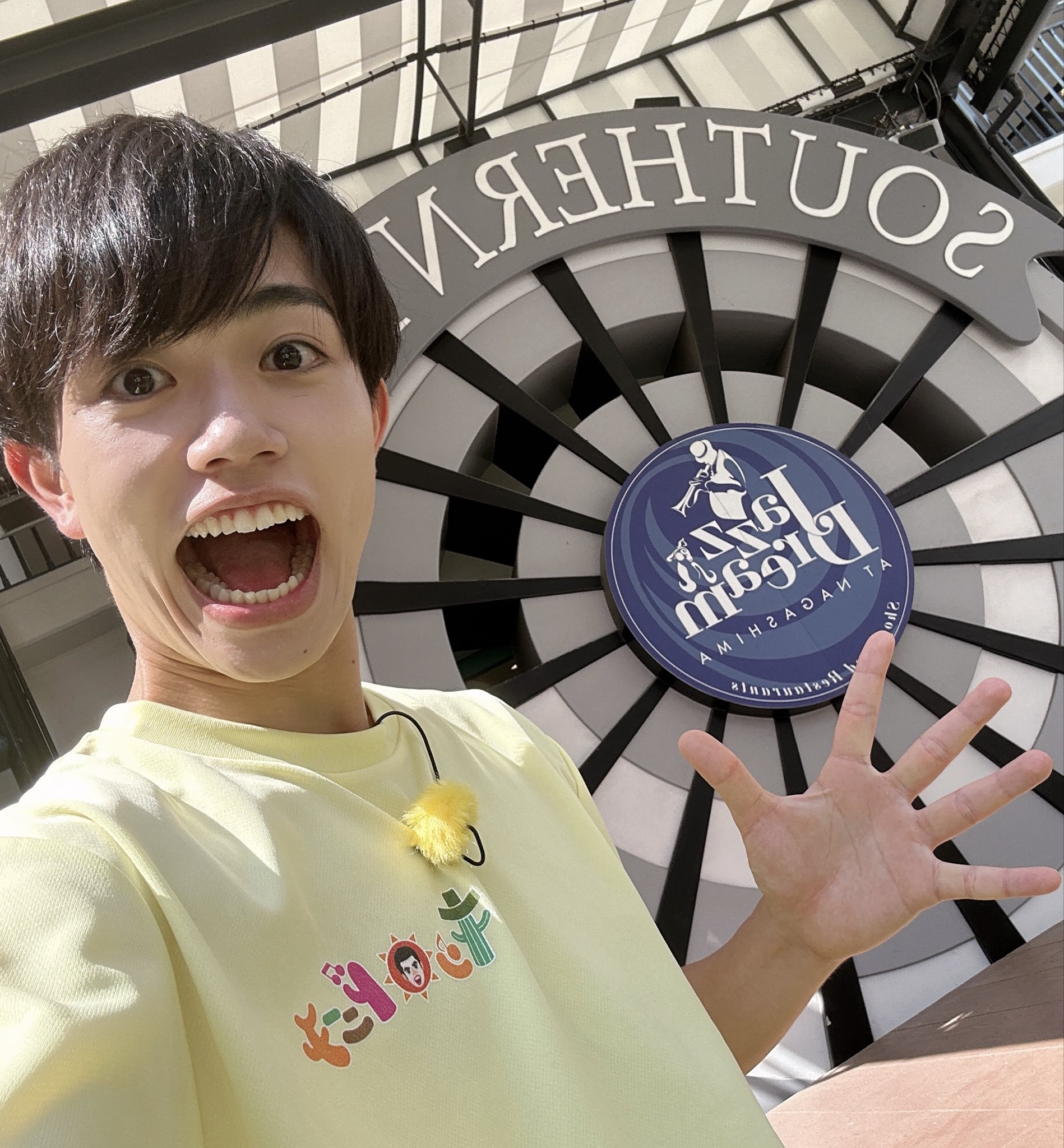 カラフルダイヤモンド 設楽賢 Tシャツ サイン カラフルダイヤモンド 設楽賢 Tシャツ サイン