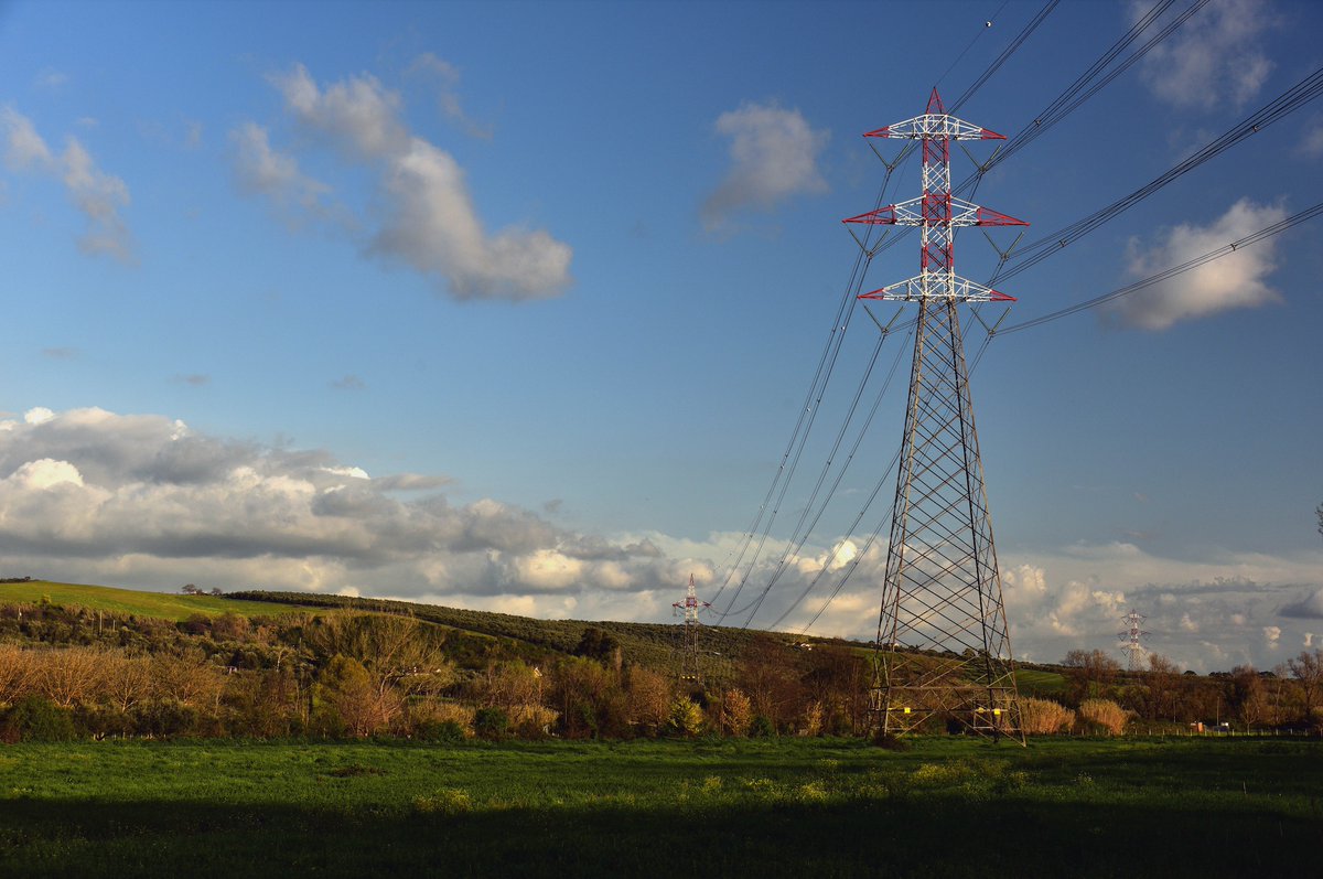 TernaSpA's tweet image. #Sicilia Avviati i lavori di costruzione del collegamento “Chiaramonte Gulfi (RG)–Ciminna (PA)”, un nuovo elettrodotto a 380 kV lungo circa 170 chilometri che attraverserà sei province (Agrigento, Caltanissetta, Catania, Enna, Palermo e Ragusa) e 24 Comuni.
L’opera, per cui…
