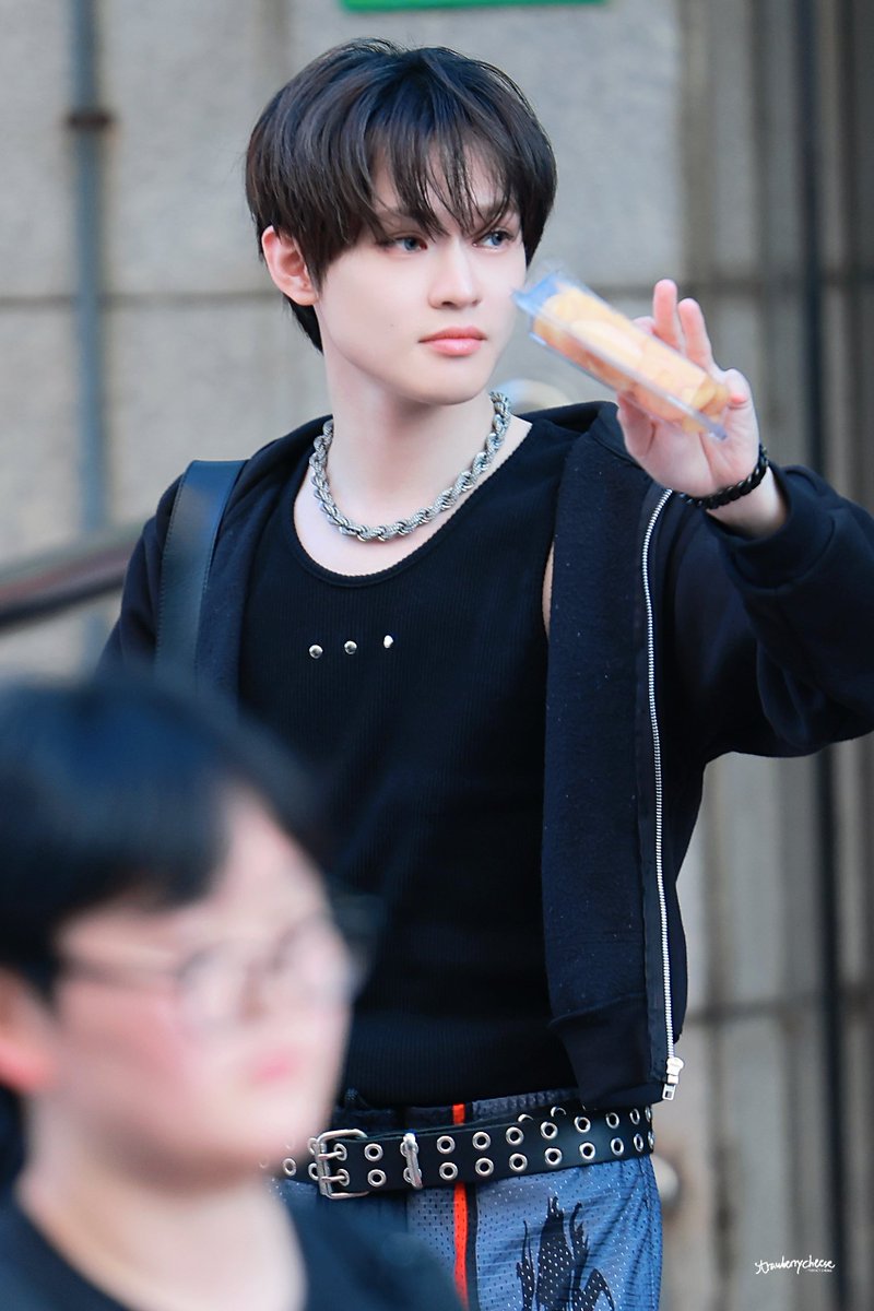 𝐒𝐭𝐫𝐚𝐰𝐛𝐞𝐫𝐫𝐲𝐂𝐡𝐞𝐞𝐬𝐞. tweet media