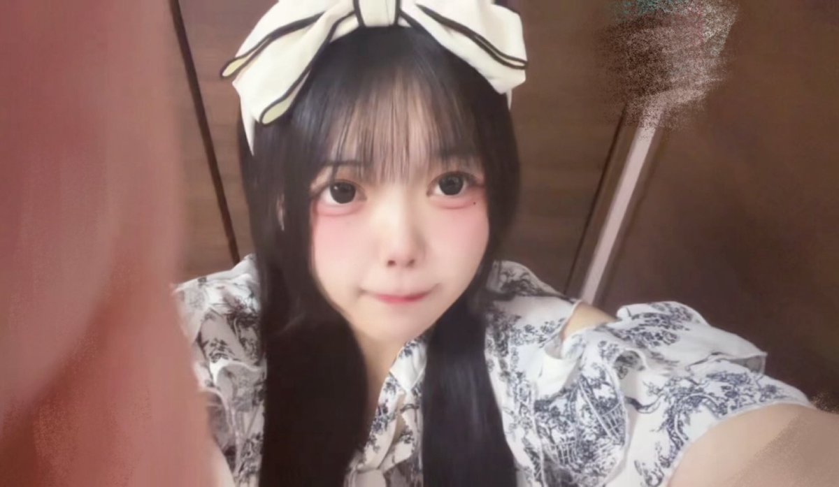 roa_dx1's tweet photo. ひたすらにわたしだけを求めてよ https://t.co/P2hYMELE2Y