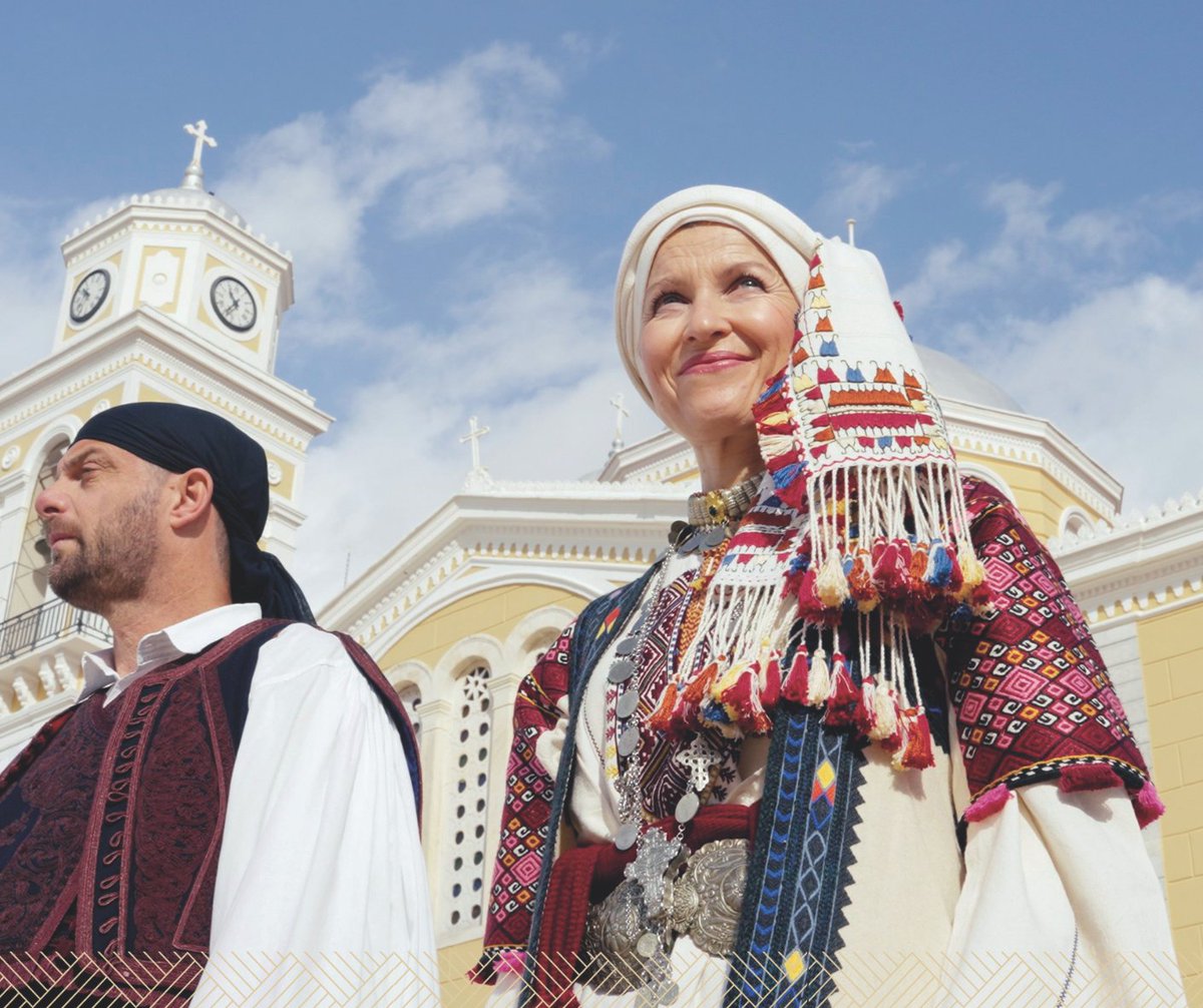 costanavarino's tweet image. The Kalamatianos is more than a dance — it’s a living rhythm passed down through generations.
From village squares to Costa Navarino’s Dance Camp, tradition stays in motion.
Discover more in our #CostaNavarinoStories: costanavarino.com/stories/kalama…