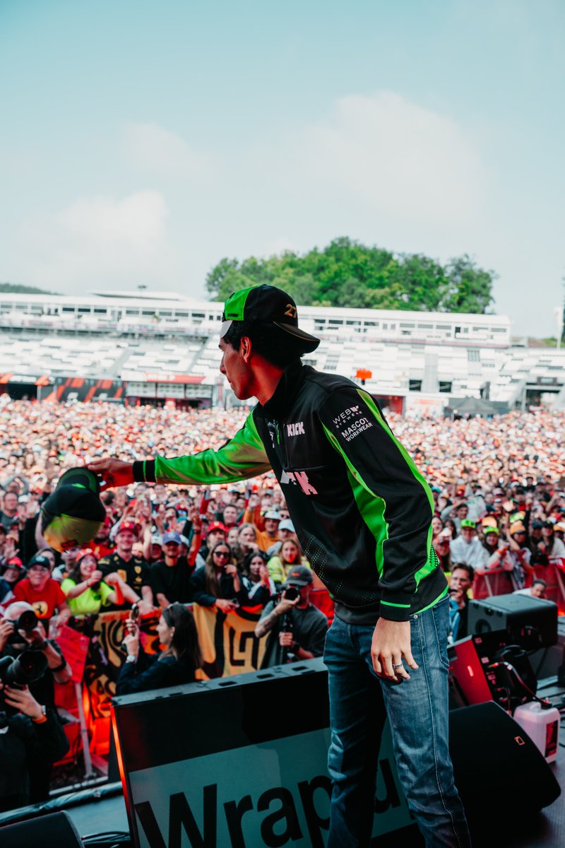 stakef1team_ks's tweet image. Great to be back with you 🧢💚

#BelgianGP🇧🇪