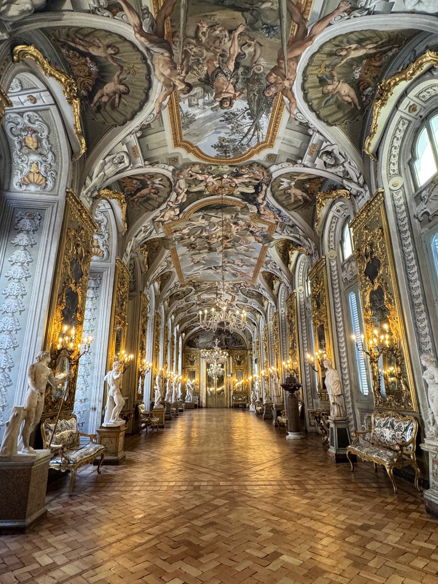tonymcmahon_TV's tweet image. If you’ve never been to the Doria Pamphilj gallery in Rome - go! It’s free of tourist mobs and the art is overwhelming.