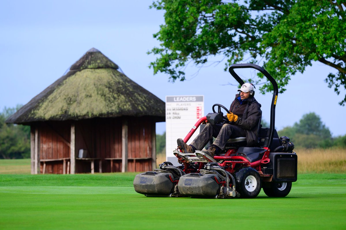 BIGGALtd's tweet image. 👏 to @luffenhamheath for hosting the @england.golf Carris Trophy this week 🏆.
Huge well done to Jonny and the entire greenkeeping team for preparing the course it looks 👌
📷 Nick Butcher for @leaderboard3
#ThankAGreenkeeper