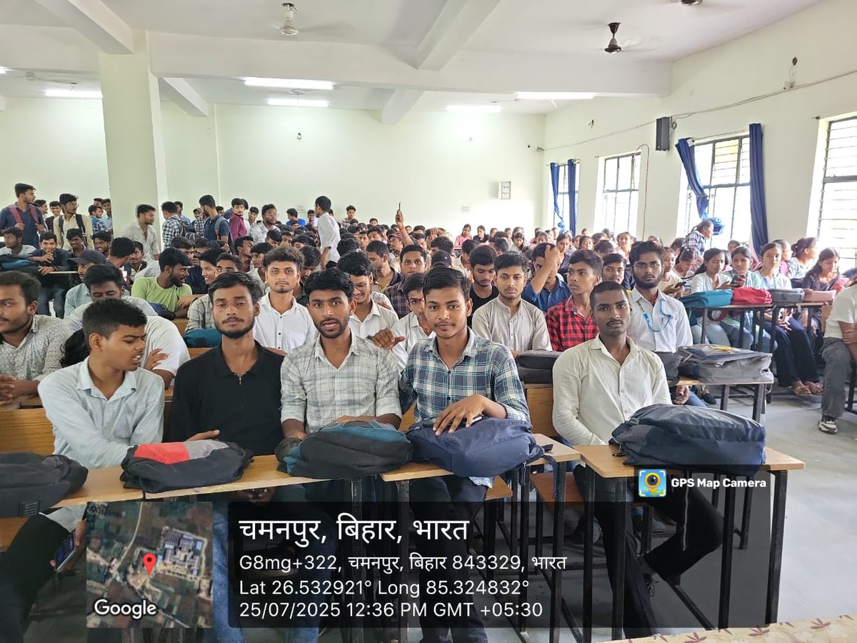 startup_bihar's tweet image. बिहार आइडिया फेस्टिवल 2025 - Outreach Program at Sheohar
Sheohar जिले में Startup Bihar द्वारा आयोजित आउटरीच कार्यक्रम के दौरान छात्रों को नवाचार और स्टार्टअप के प्रति प्रोत्साहित किया गया।
कार्यक्रम में मेंटरशिप, सीड फंडिंग और स्टार्टअप अवसरों पर विस्तृत चर्चा की गई।
"हर नया…