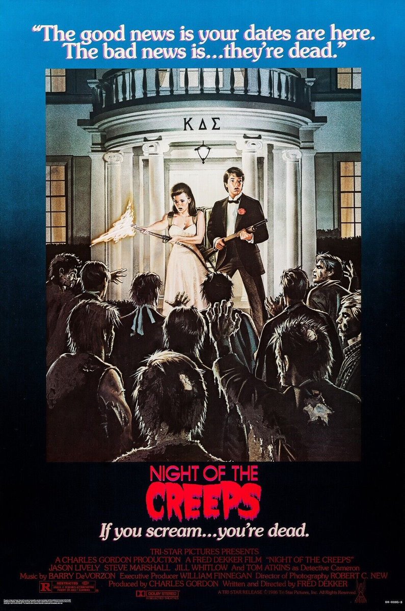 xavipargon's tweet image. Llevaba años sin ver ‘Night of the Creeps’ aka ‘El terror llama a su puerta’. Qué maravilla atemporal y qué actuales siguen siendo los personajes de J.C. (Steve Marshall) y Brad (Allan Kayser). Tan 80’s y tan queercoded a la vez 🌈
