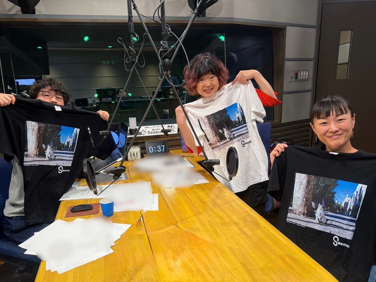 Session_1530's tweet image. 【#radikoタイムフリー】
7月25日(金)Frontline Session
「参院選を終えて感じたこと」
出演:フォトジャーナリスト・安田菜津紀さん
🔗 radiko.jp/share/?t=20250…
特番アフタートークはこちら!
🔗peatix.com/event/4490453
Tシャツはこちらから!(セール中!)
👕suzuri.jp/tbsr_session/p…
#ss954