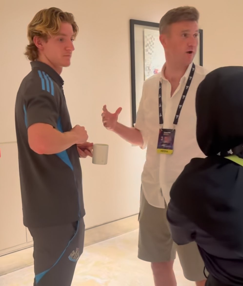 nufcupdates9's tweet image. “Please tell me you want to leave Anthony, I’d love to break the news”