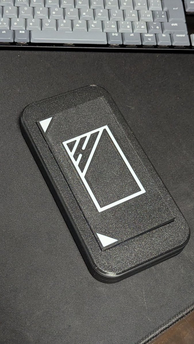 Lu_Ra_999's tweet image. VRCMirrorはあるけどスイッチのPrefabを家に忘れてきてミラーをアクティブにできなくなってたのほんと何？？？って状態。