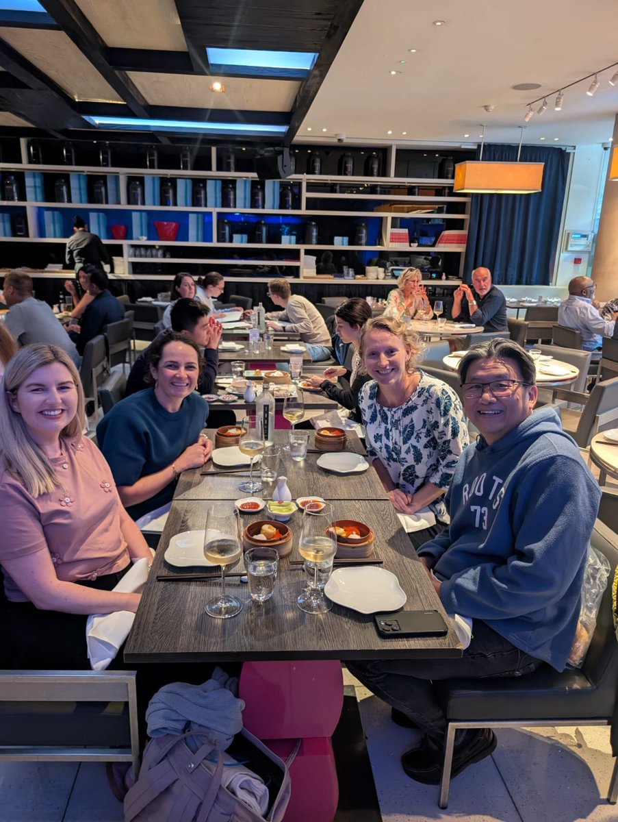 YCGaryLee's tweet image. Great day out in London with ex-pleural fellows: THX those who made the special trip from Dublin @db_fitzgerald, Belfast @MichDonaghy, Brighton @SophieKriv. Those couldn't come missed out on fun++. Always proud to see what our fellows have achieved
@tsanz_thoracic @kristiwithaB…