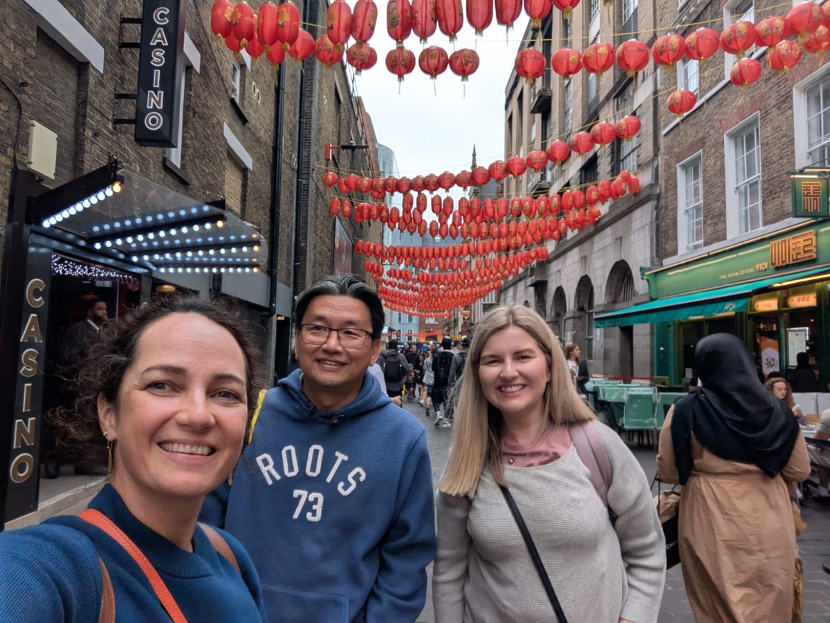 YCGaryLee's tweet image. Great day out in London with ex-pleural fellows: THX those who made the special trip from Dublin @db_fitzgerald, Belfast @MichDonaghy, Brighton @SophieKriv. Those couldn't come missed out on fun++. Always proud to see what our fellows have achieved
@tsanz_thoracic @kristiwithaB…