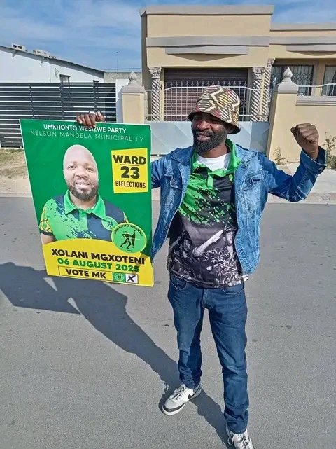 CadreNguyi's tweet image. Commander Morning π #MK Party in Nelson Mandela Regional launched the mounting of posters for Ward 23 By-Elections that will take place on the 6th Of August 2025. Councillor candidate Commander Xolani Mgxoteni. #VoteMKParty #GwazaMkhontoGwaza ππ€