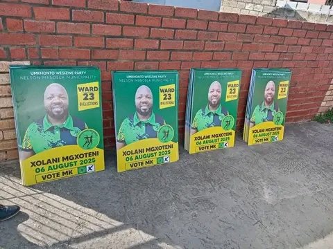CadreNguyi's tweet image. Commander Morning π #MK Party in Nelson Mandela Regional launched the mounting of posters for Ward 23 By-Elections that will take place on the 6th Of August 2025. Councillor candidate Commander Xolani Mgxoteni. #VoteMKParty #GwazaMkhontoGwaza ππ€