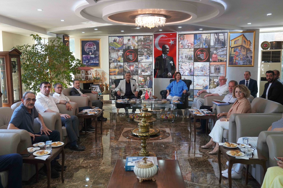 DtAhmetAtac's tweet image. Büyükşehir Belediye Başkanımız Ayşe Ünlüce ve Odunpazarı Belediye Başkanımız Kazım Kurt ile birlikte Eskişehir Esnaf ve Sanatkarlar Odaları Birliği Başkanı Ekrem Birsen ve yönetimini ziyaret ettik.
Eskişehir’in üretim gücünün en önemli aktörlerinden olan esnafımızın…