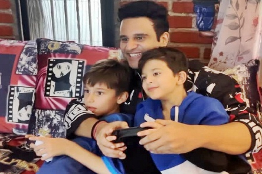 Oh Women (@oh_women) on Twitter photo Kashmera wishes Happy Anniversary to Krushna: Canāt believe weāve been together for so many years
ohwomen.in/post/kashmera-ā¦
<a href="/Iamkashmera/">Kashmera Shah</a> <a href="/Krushna_KAS/">Krushna Abhishek</a> <a href="/Theniasharma/">NIA SHARMA</a> <a href="/anky1912/">Ankita lokhande Jain</a> <a href="/jainvick/">Vicky Jain</a> <a href="/Reemxlicious/">Reem Shaikh (Fan Account)</a> <a href="/Sudesh_Lehri/">Sudesh Lehri</a> <a href="/RubiDilaik/">Rubina Dilaik</a> <a href="/AlyGoni/">Aly Goni</a> <a href="/ElvishYadav/">Elvish Yadav</a> <a href="/OhWomen/">Women Can Do It All</a> Kashmera wishes Happy Anniversary to Krushna: Canāt believe weāve been together for so many years
ohwomen.in/post/kashmera-ā¦
<a href="/Iamkashmera/">Kashmera Shah</a> <a href="/Krushna_KAS/">Krushna Abhishek</a> <a href="/Theniasharma/">NIA SHARMA</a> <a href="/anky1912/">Ankita lokhande Jain</a> <a href="/jainvick/">Vicky Jain</a> <a href="/Reemxlicious/">Reem Shaikh (Fan Account)</a> <a href="/Sudesh_Lehri/">Sudesh Lehri</a> <a href="/RubiDilaik/">Rubina Dilaik</a> <a href="/AlyGoni/">Aly Goni</a> <a href="/ElvishYadav/">Elvish Yadav</a> <a href="/OhWomen/">Women Can Do It All</a>