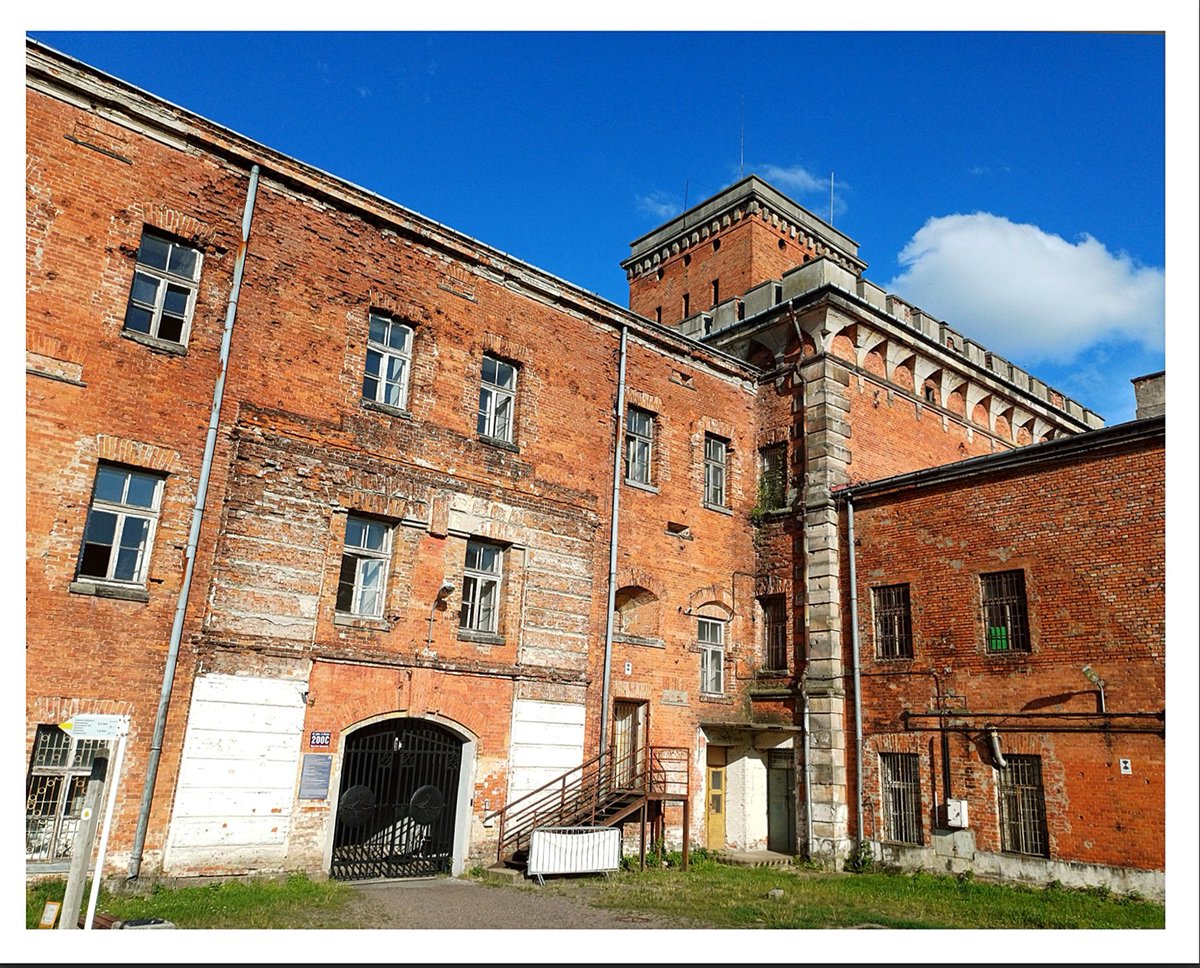 KGrzeszkowski's tweet image. Uwielbiam #Modlin