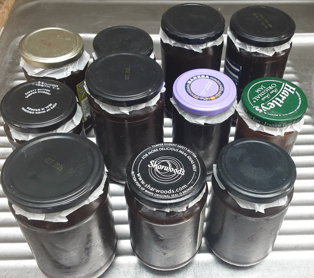 RobertoFerdenzi's tweet image. Dad had a long and &quot;fruitful&quot; day, yesterday, making some of his homemade jam from mirabelle plums. 🍑🍯😋