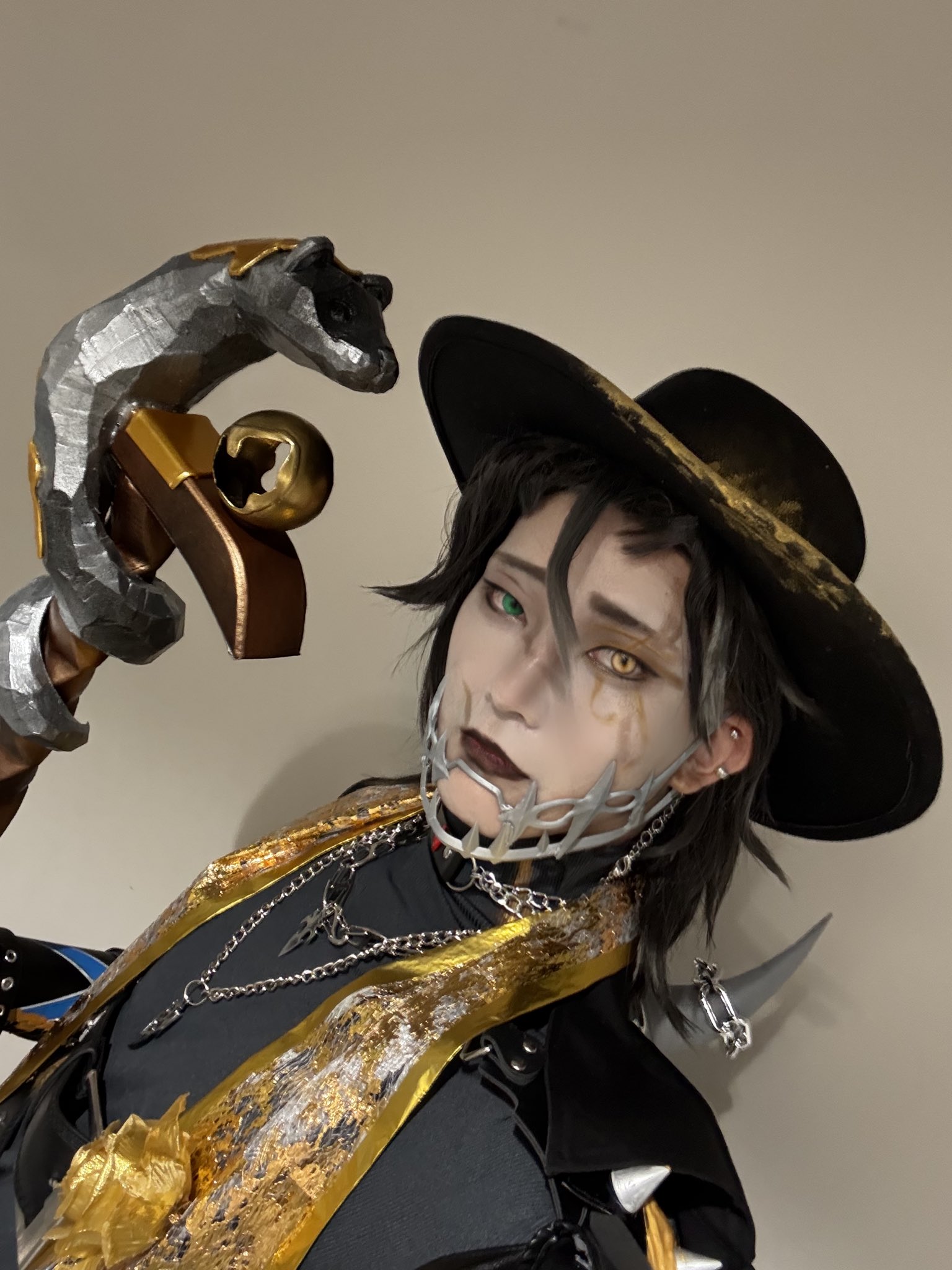 第五人格
5周年限定オフラインパック ガット 納棺師(衣装コード) 23281-203-