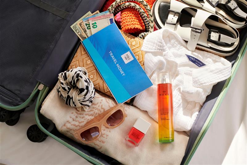 MandSnews's tweet image. M&S launches Sparks Preferential Rates on travel money just in time for summer holidays ☀️
🔗Read more: bit.ly/4o5TyH3
#NotJustAnyNew