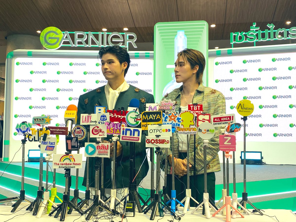 jiggaban_news's tweet image. 🔴 LIVE! สัมภาษณ์
“สกาย วงศ์รวี - นานิ หิรัญกฤษฎิ์”
&gt;&gt;&gt; youtube.com/live/YaxWd6Bch… &lt;&lt;&lt;
#GARNIERTRIACIDxSKYNANI
#skywongravee #hirunkit_