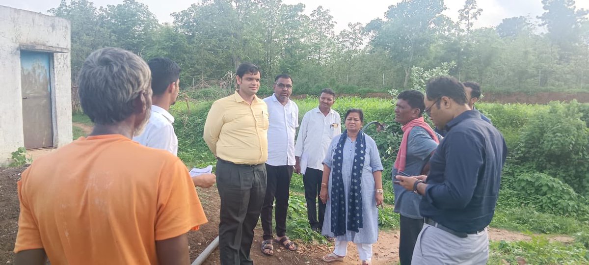 DDO MAHISAGAR (@ddomahisagar) on Twitter photo ગતરોજ લુણાવાડા તાલુકાના મેડજીના મુવાડા ગ્રામ પંચાયતમાં પ્રધાનમંત્રી આવાસ યોજનાના લાભાર્થીની મુલાકાત લીધી.
<a href="/CMOGuj/">CMO Gujarat</a> <a href="/crdgujarat1/">Commissioner of Rural Development,Gujarat</a> <a href="/collectormahi/">District Magistrate & Collector Mahisagar</a> <a href="/infomahisagar/">Info Mahisagar GoG</a> ગતરોજ લુણાવાડા તાલુકાના મેડજીના મુવાડા ગ્રામ પંચાયતમાં પ્રધાનમંત્રી આવાસ યોજનાના લાભાર્થીની મુલાકાત લીધી.
<a href="/CMOGuj/">CMO Gujarat</a> <a href="/crdgujarat1/">Commissioner of Rural Development,Gujarat</a> <a href="/collectormahi/">District Magistrate & Collector Mahisagar</a> <a href="/infomahisagar/">Info Mahisagar GoG</a>