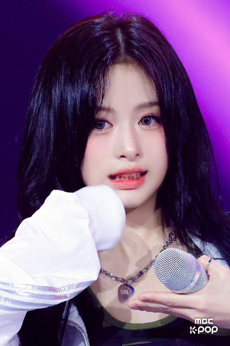 BABYMONSTER_AY's tweet photo. MBC KPOP

#베이비몬스터 #아현 #정아현 #アヒョン
#BABYMONSTER #AHYEON #郑雅贤 https://t.co/PvsV37K0H4