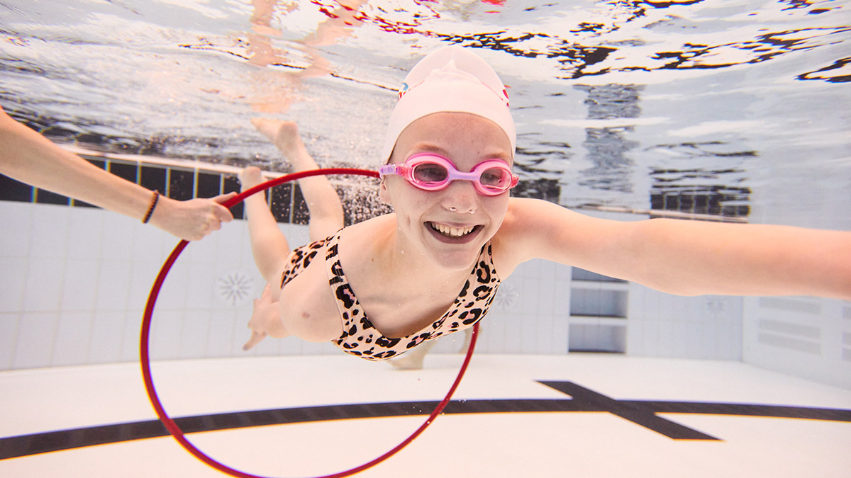 Swim_England's tweet image. Water safety success for schools! 🎉

The Water Safety Code is now part of the @educationgovuk RSHE guidance  – a vital step in teaching students how to stay safe around water.

Find out more ➡️ swimming.org/swimengland/wa…