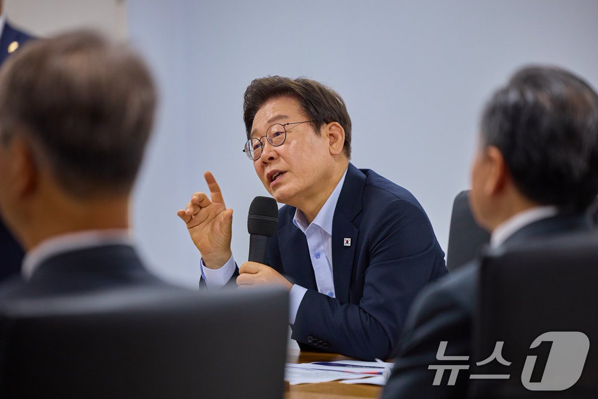 상치먹는티토 tweet media