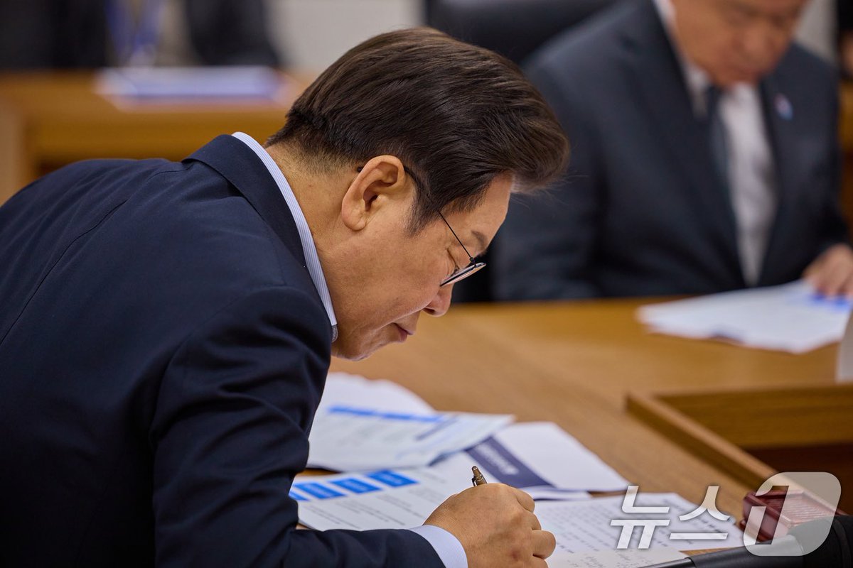 상치먹는티토 tweet media