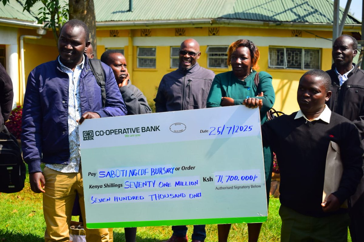 Honcalebamisi's tweet image. Earlier today, I handed over Kshs. 71,700,000 to principals of all secondary schools across Saboti Constituency. This marks a key milestone in the historic Caleb Amisi Bursary Program, aimed at empowering needy students and ensuring that no child is left behind due to lack of…