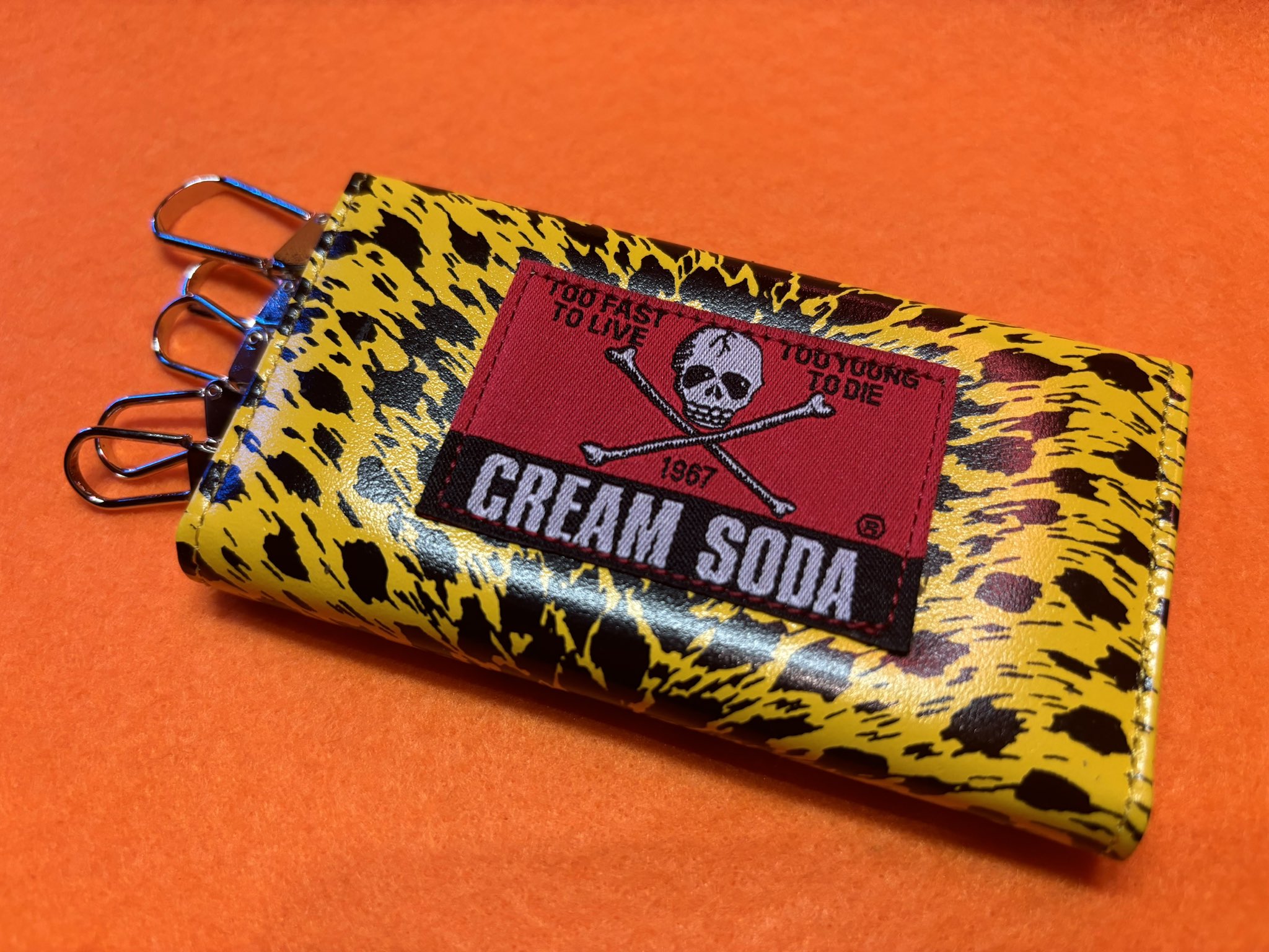 レアな 初期 creamsoda キーホルダー カルコーク ネオロカビリー ネットで注文 creamsoda 初期 レアな キーホルダー ネオ