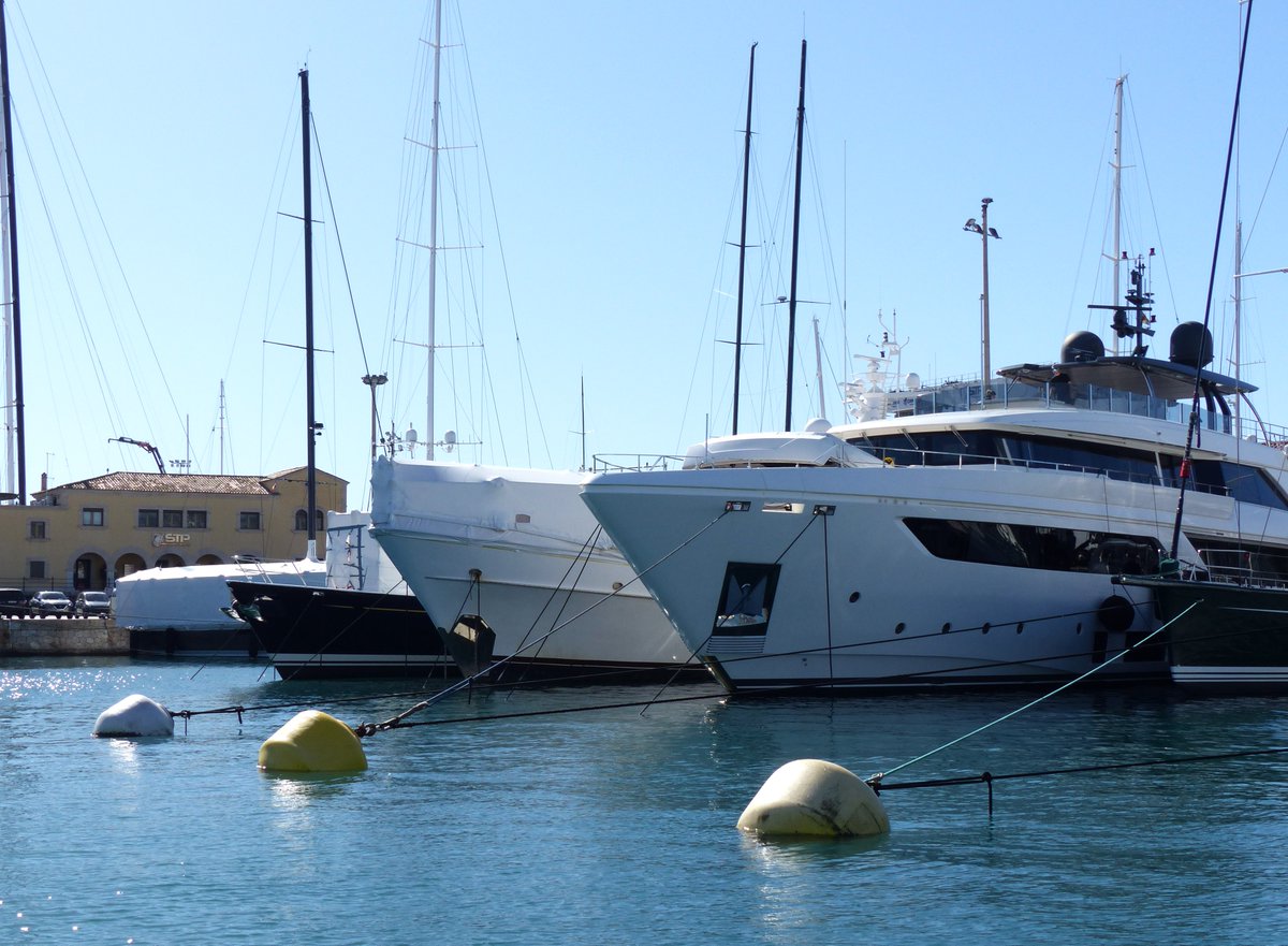 STP Shipyard Palma: mucho más que un varadero, un espacio de confianza para los titanes del mar.

STP Shipyard Palma: much more than a shipyard, a trusted space for the titans of the sea.