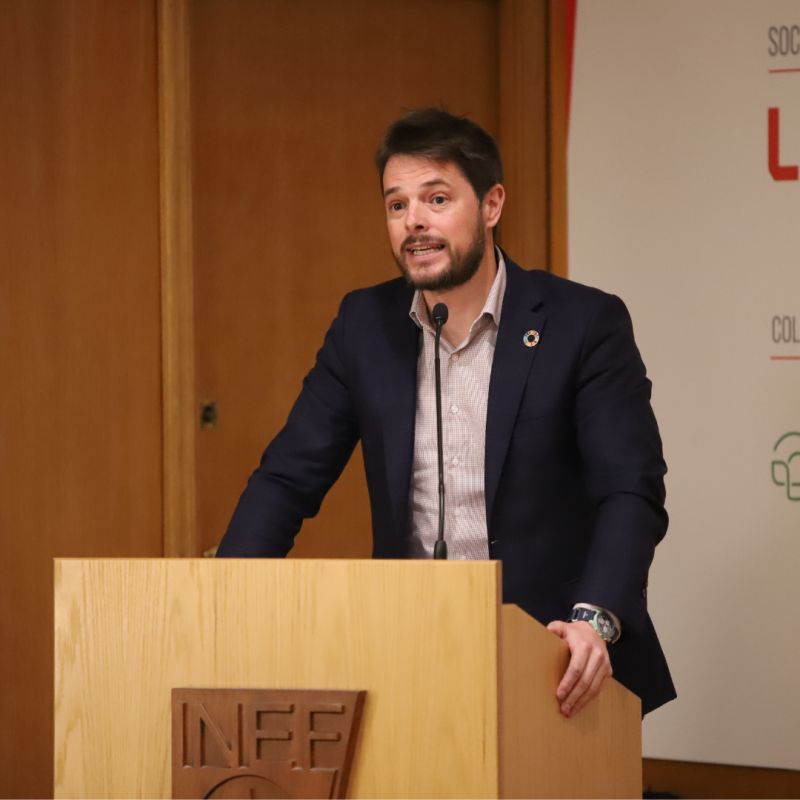 🎙️ Ya puedes leer la entrevista a Félix Jordán De Urríes Mur, Director General de la <a href="/fundaciondepjov/">Fundación Deporte Joven</a> , sobre su visión y compromiso con el impulso de la mujer y el Deporte.

👉 Lee la entrevista completa aquí: [sportnet4women.es/felix-jordan-d…]
