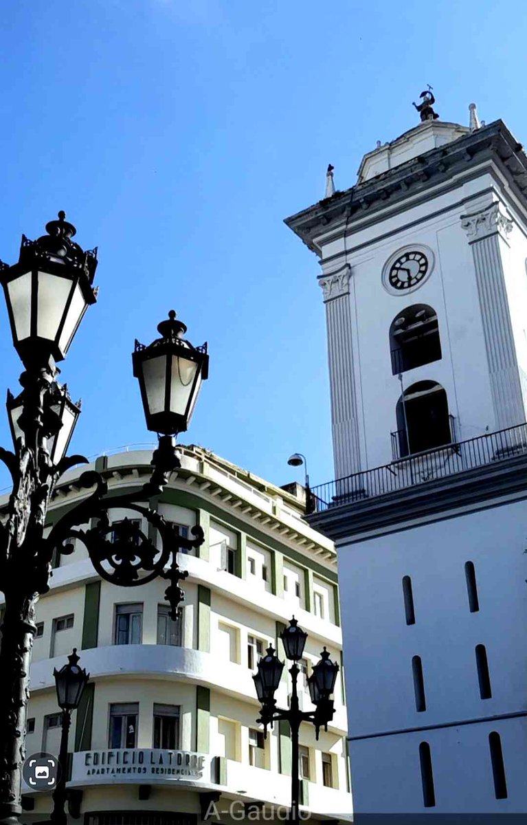 -Yo soy venezolana- copla de Conny Méndez, es la mejor pieza popular para cantar otro año de vida de la ciudad de Santiago de León de #Caracas.

Tan rítmico y acompasado como efusivo, este fraseo constituye un sentido acervo creativo entre los #valoresvenezolanos musicales.