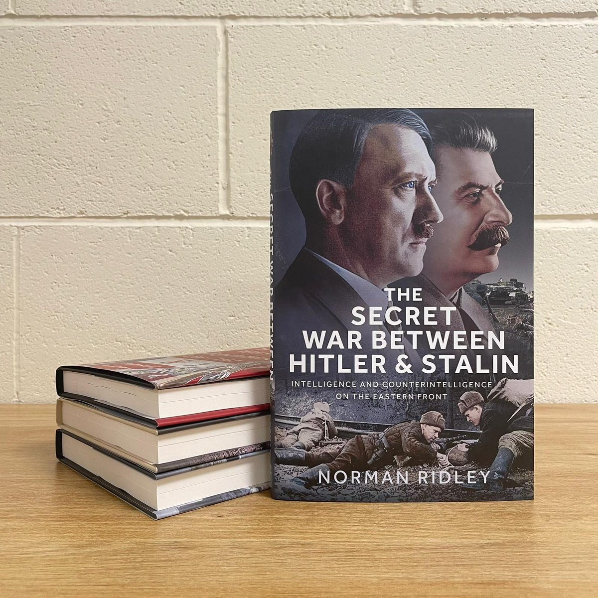 Frontline_Books's tweet image. Check out this recent release, in stock now:
π The Secret War Between Hitler and Stalin β Intelligence and Counterintelligence on the Eastern Front by Norman Ridley
π buff.ly/SR60n3R