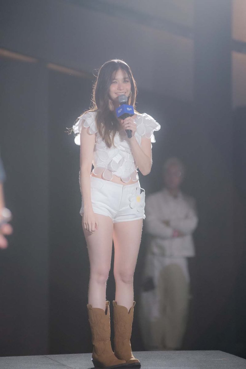 LookAround_TH's tweet image. ย้อนฟีลความทรงจำกับ 'วิโอเลต วอเทียร์' ในจอกับ YOU BETTER LOVE ME ก่อนเจอกัน ในคอนเสิร์ตเดี่ยวครั้งที่ 2 VIOLETTE WAUTIER SO VERY DRAMATIC
🔗 อ่านต่อ facebook.com/share/p/14JkB7…
#VioletteWautier #วิโอเลตวอเทียร์
#YOUBETTERLOVEMECONCERT
#VIOLETTEWAUTIERSOVERYDRAMATIC