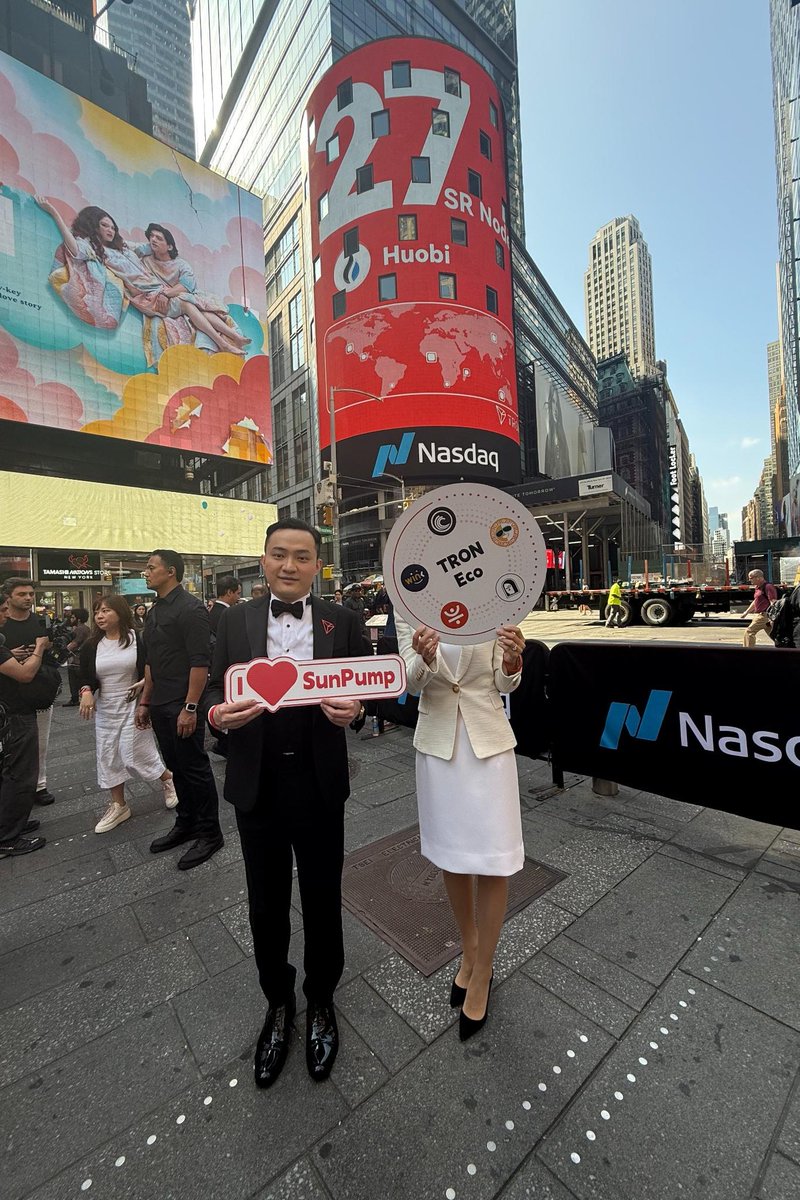 ZenzenTom's tweet image. Some Excerpts from the just concluded Nasdaq Opening bell ceremony at the Times marketsite, where @justinsuntron founder of TRON and now Global Advisor to Tron Inc, rang the Opening Bell to mark TRON Inc’s debut as a newly rebranded company following its reverse merger with SRM…